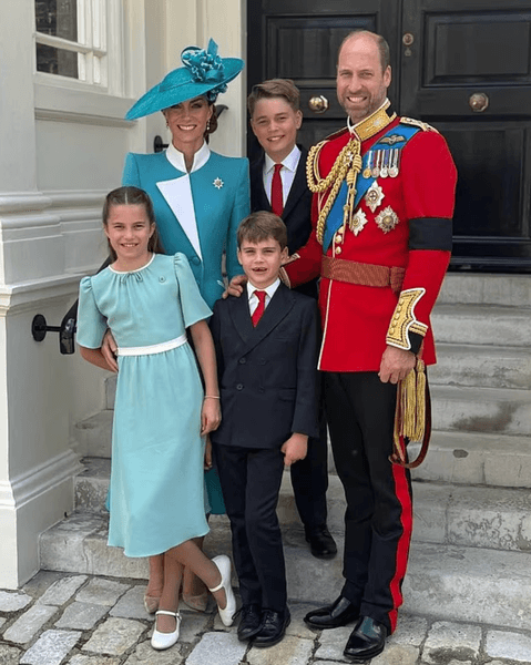 Королевская семья