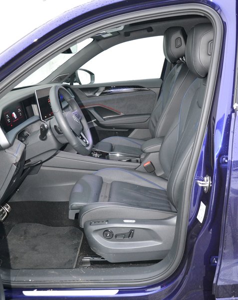 передні сидіння фольксваген тайрон