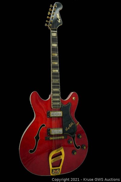 элвис пресли, концерт, гитара