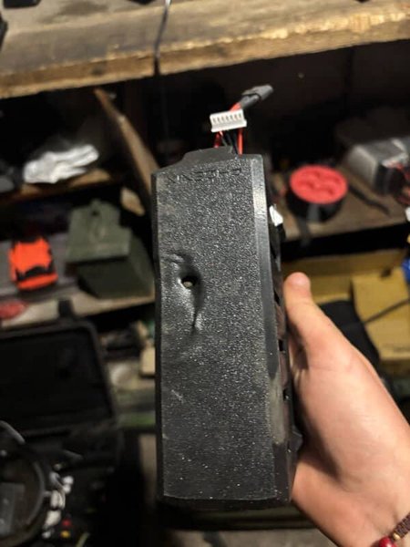 Проблемы дронов для ВСУ и поврежденный блок питания FPV-дрона "Феникс"