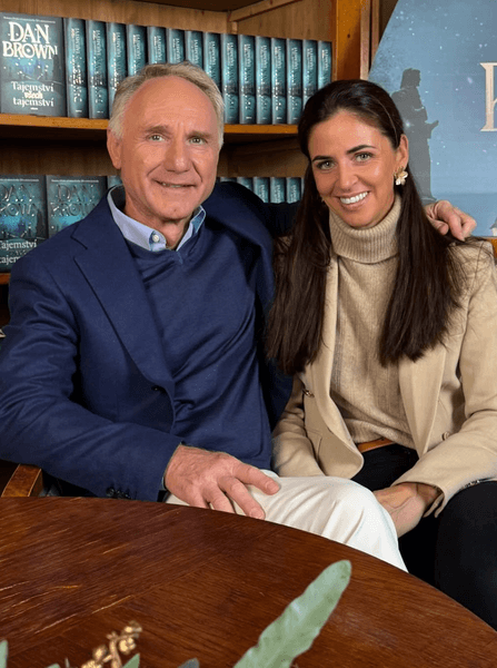 Дэн Браун и Джудит Питерсен