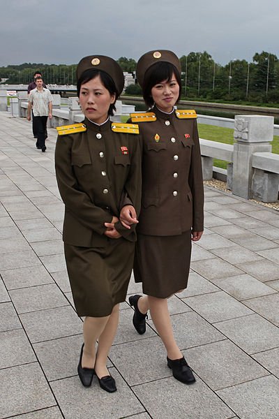 Женщины в армии Северной Кореи.