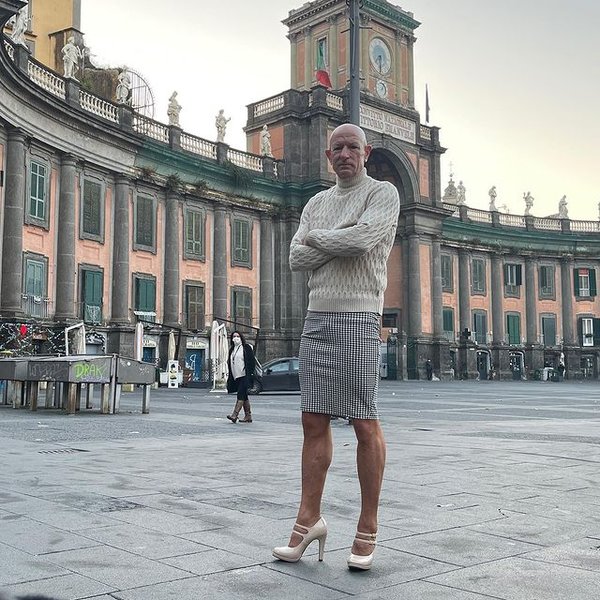 Марк Брайан, мужчина, женская одежда