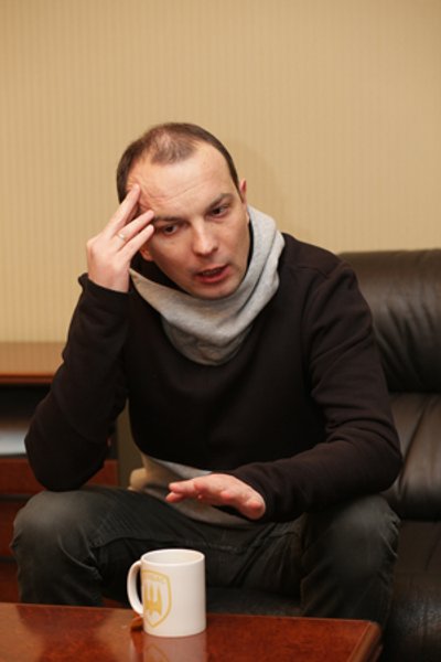 

Егор Соболев: "Я восхищен американскими женщинами, которые в первый же день правления Дональда Трампа собрали миллионную демонстрацию с четким месседжем: ты должен уважать наши права, гарантировать наши свободы, иначе узнаешь, что такое миллион людей на улице"
