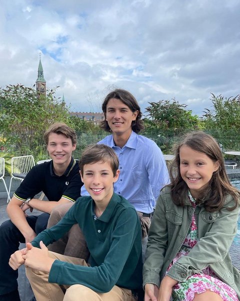 принц феликс, принц датский, королева дании, лишение титулов