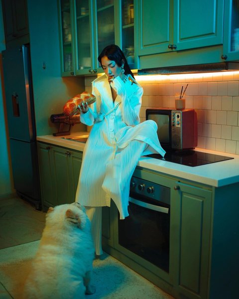 образы для инстаграма, тренды инстаграма, Total white, образ в белом, правильный свет для фото