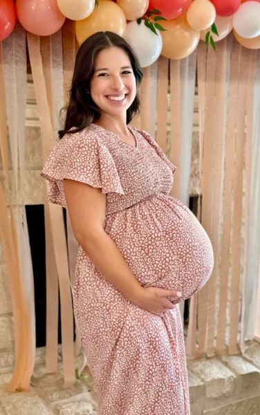 Женщина родила тройняшек, но забыла об этом после родов, что с ней произошло, кесарево сечение