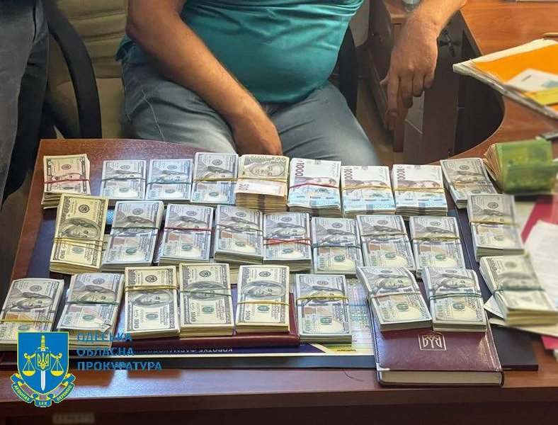 Медики в Одессе потребовали у переселенца 1200 долларов США за бесплатную операцию