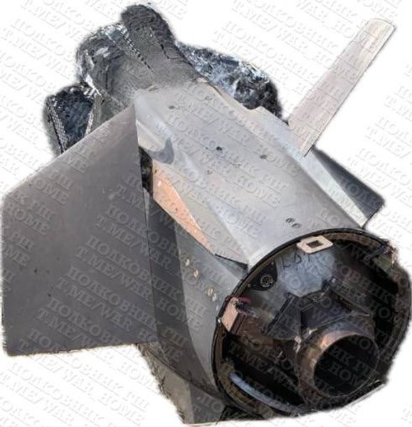 Фрагмент неизвестной крылатой ракеты РФ