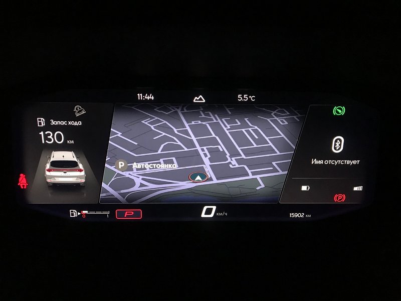 Втім, другорядну інформацію на панелі приладів CUPRA Formentor VZ завжди можна зробити головною