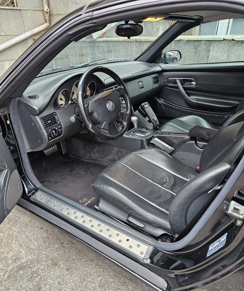 салон Mercedes SLK Brabus, Mercedes SLK, Mercedes-Benz SLK, спорткар Mercedes SLK