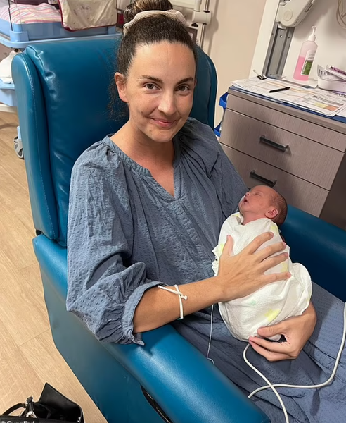 Рак яичников, роды, рождение ребенка, беременность, операция, опухоль, новообразование, Австралия, фото