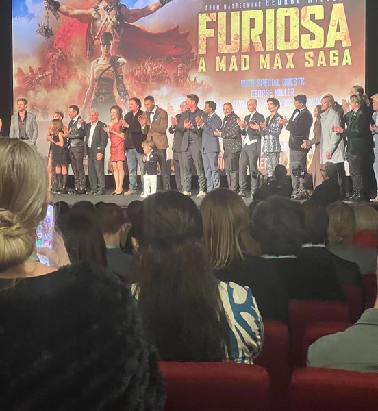 Спенсер Коннели, актер, премьера