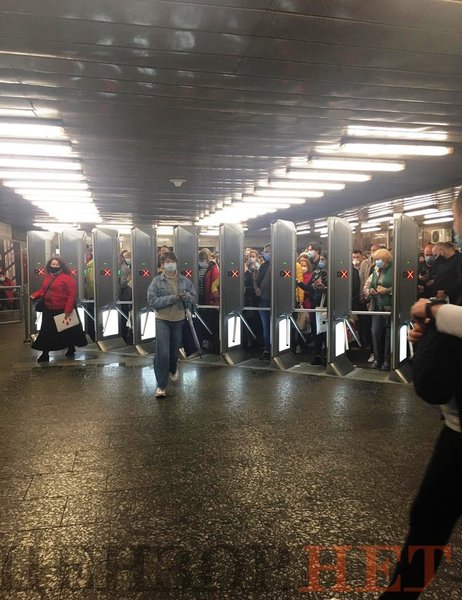 метро, позняки, киев, давка