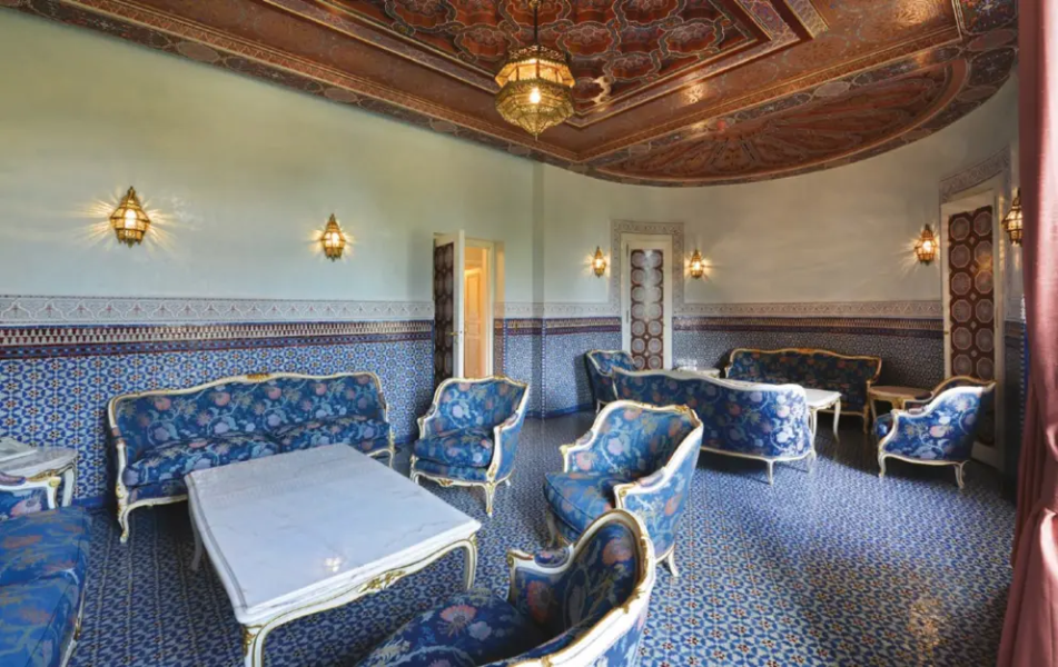 Замок у Франції, Armainvilliers Castle, замок Ротшильдів Замок у Франції, Armainvilliers Castle, замок Ротшильдів, середньовічна фортеця, передавали у спадок, 100 кімнат, король Марокко,