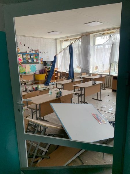 Угледар обстрел РСЗО оккупанты пункт выдачи помощь