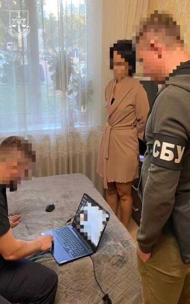 Экс-чиновница, уголовное дело, переправка за границу