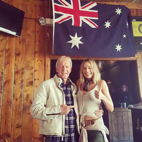 Марго Роббі, Пол Хоган, крокодил данді