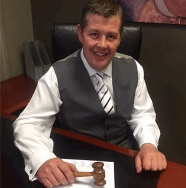 Мільйонер Гарет Вілсон, мільйонер, багатий чоловік, змушений знести особняк, побудував розкішний особняк, суперечка з міською радою