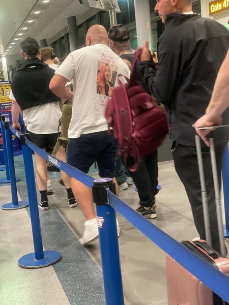 Оля Фреймут пристыдила иностранца