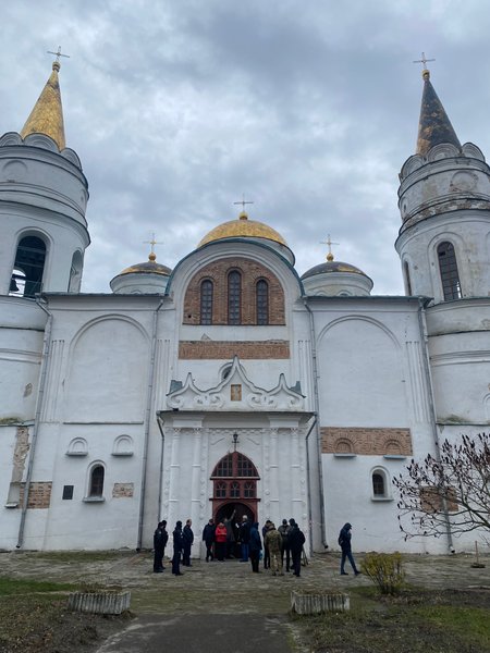 Чернігів, Спасо-Преображенський собор, УПЦ МП, священник покусав, покусав військового