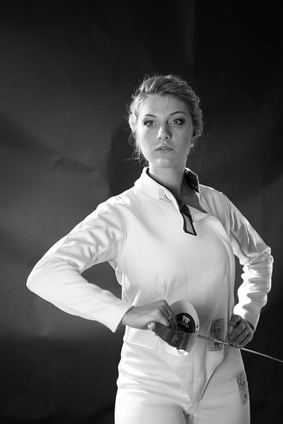 

Ольга Харлан: "Может, это наивно, но я хочу своими достижениями изменить отношение к спорту в Украине. Хочу, чтобы люди в правительстве поняли, что любить спорт – это значит помогать ему материально"
