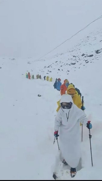 туристы на эвересте