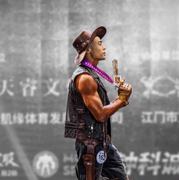 Мужчина сбросил 25 кг за месяц, похудел на 25 кг за 42 дня, особый метод, стал бодибилдером, стал чемпионом, избыточный вес, решил похудеть, угроза здоровью