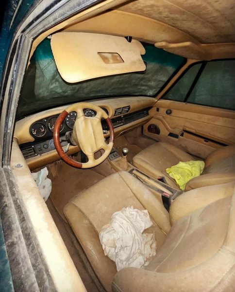 салон Porsche 911 Turbo, спорткар Porsche