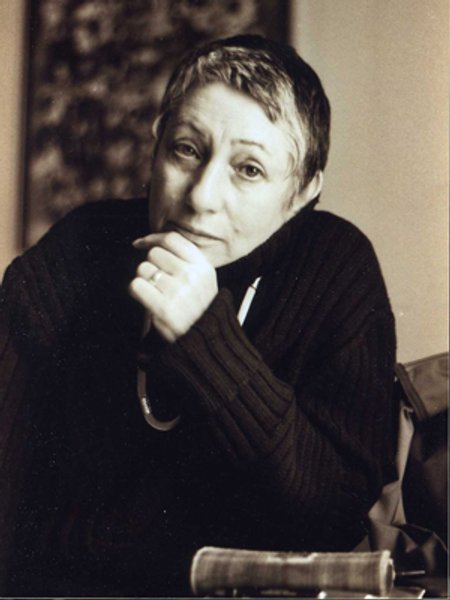 

Людмила Улицкая: " Я чувствую себя в Киеве как археолог, который из палимпсеста пытается вычленить письмена одного определенного периода"
