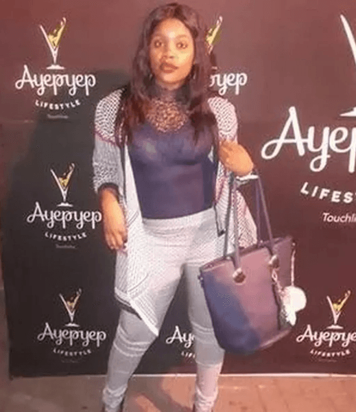 Студентка, получила 1 млн долларов по ошибке, получила грант, устроила пьянку, начала тратить деньги, банковская ошибка,