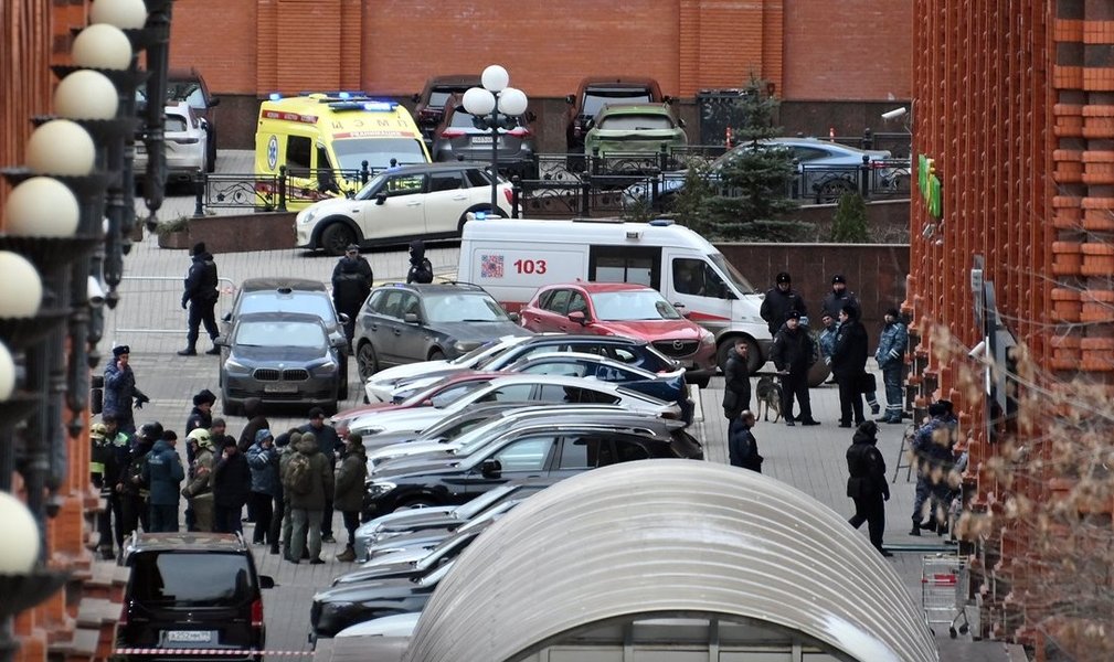 взрыв в москве, алые паруса, армен саркисян