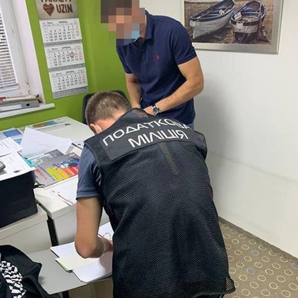 обыски, налоговая полиция