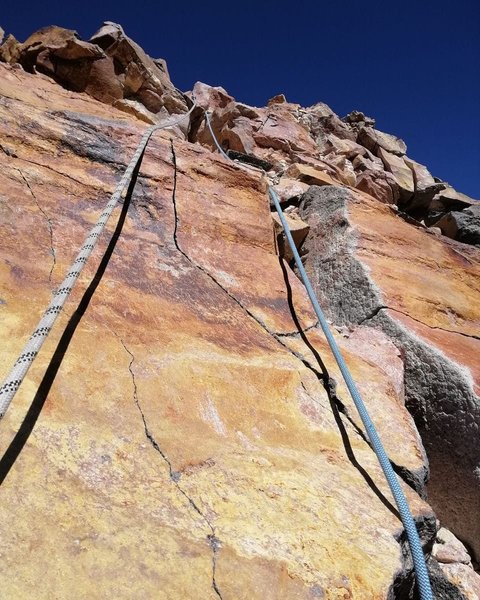 вулкан Охос-дель-Саладо