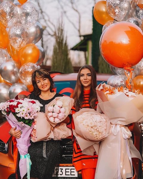 Мама Соні Стужук