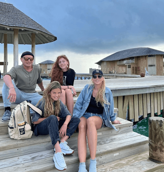 оля полякова діти і чоловік