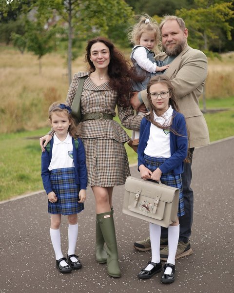 Писательница Юлианна Караман, Юлианна Караман