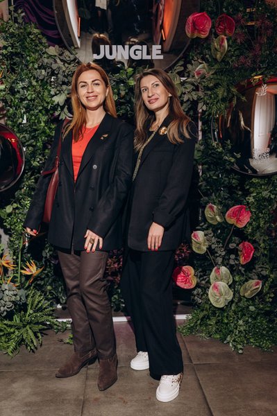 Алена Шершнева и Ирина Агрес