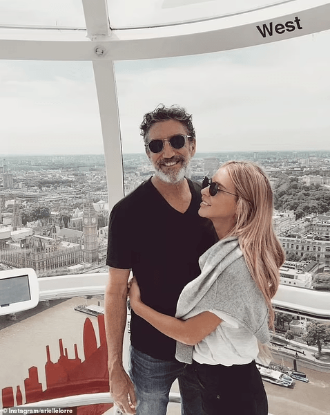 Чар Лорри Ариэль Лорри