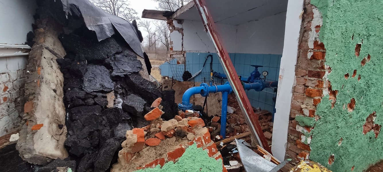 восстановление чернигова, чернигов после обстрелов, чернигов без воды, чернигов без света, чернигов гуманитарная катастрофа, чернигов, обстрелы чернигова, блокада чернигова, волонтеры в чернигове,