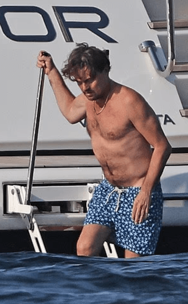 Леонардо Ди Каприо на Ибице