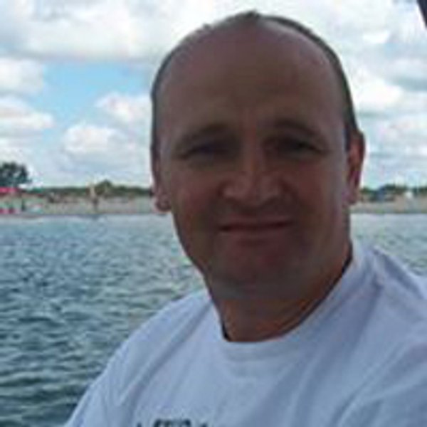 
Михаил Чернов,
участник четырех миротворческих миссий в составе сил ООН, НАТО и коалиционных сил в Ираке, полковник запаса:
