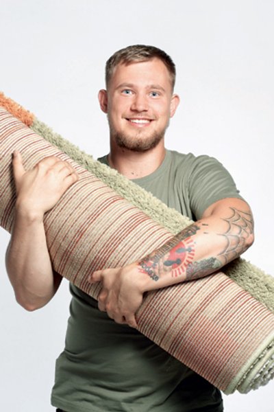 

Илья Богданов: "Одно знаю точно: в политике, как и на войне, ничего не создается. Это низкие частоты"
