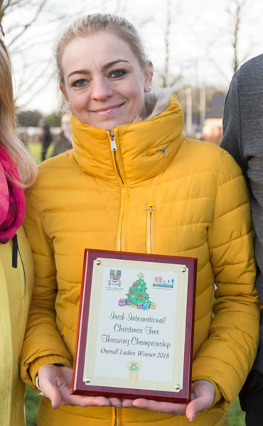 Суд зі страховою компанією, брехня в суді, конкурс метання ялинок, курйози, Ірландія, приколи, судові засідання