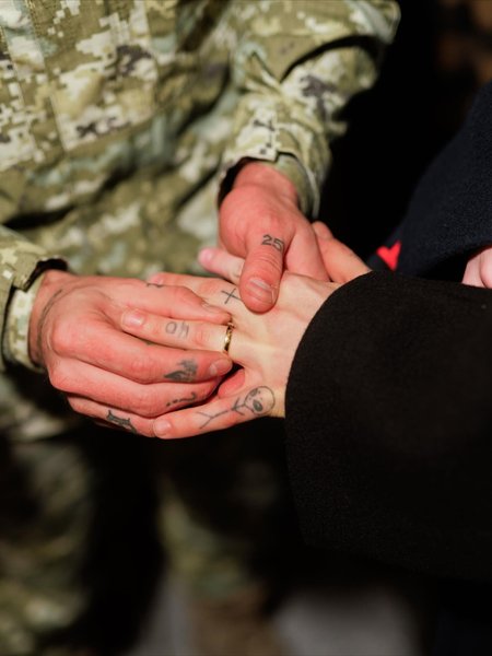 Помолвка MELOVIN