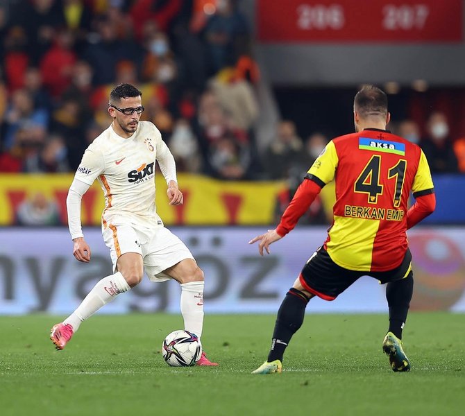 Перший матч захисника після поновлення.