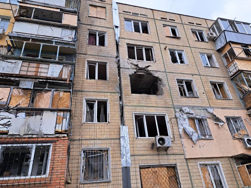 Наслідки артобстрілу Нікополя російськими окупантами