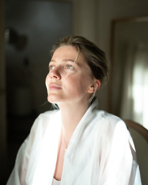 Натуральный свадебный макияж KOLA