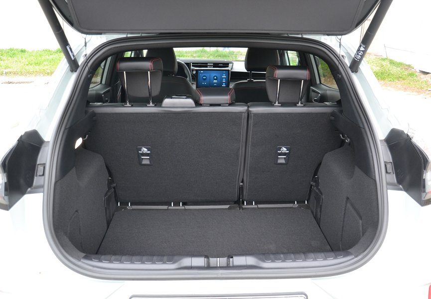 багажник Ford Puma, новый Ford Puma, кроссовер Ford, Ford Puma 2025, Ford Puma 2025