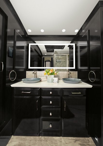 Newmar Essex, дом на колесах, автодом Newmar